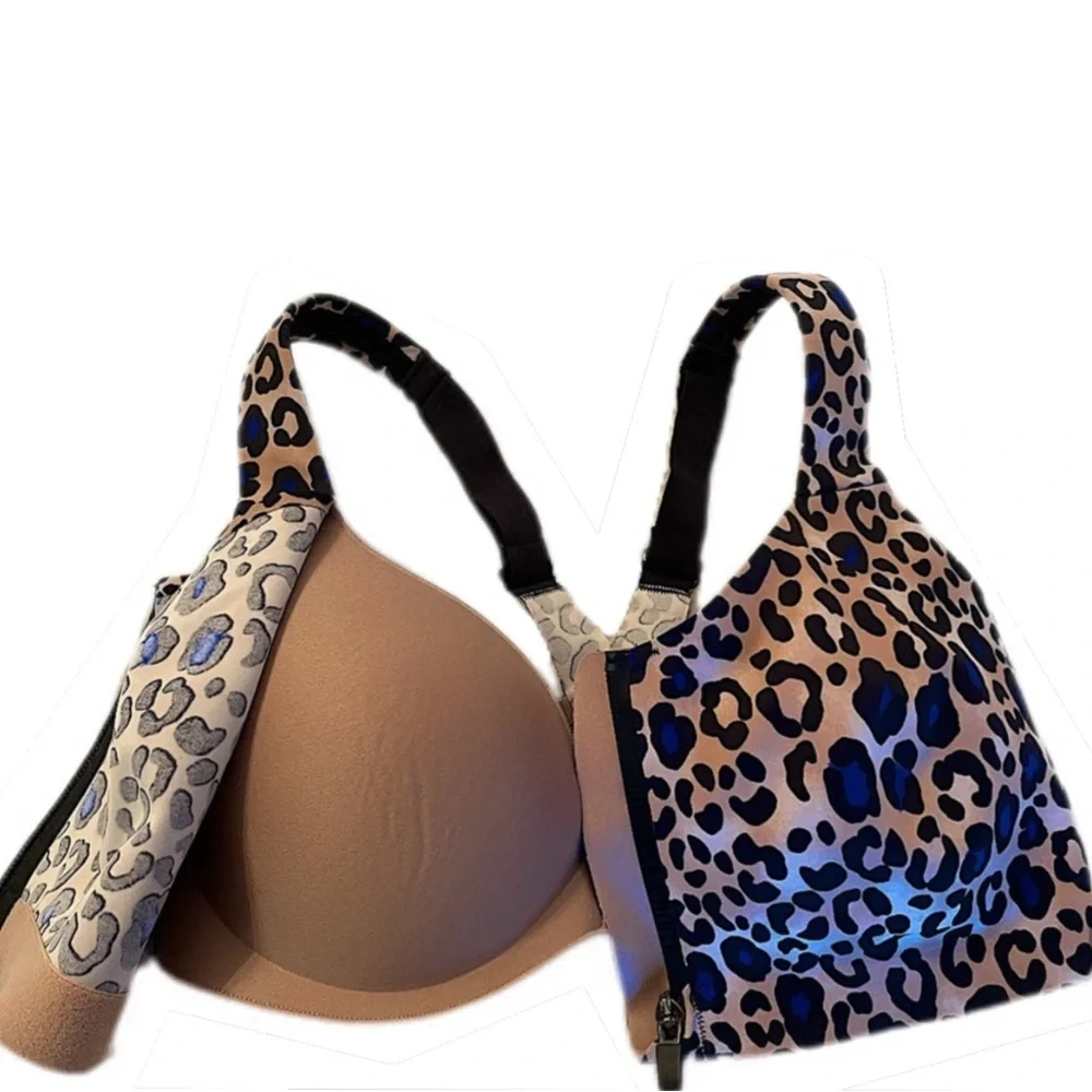 Victoria's Secret Knockout Ultra Leopard Underwire Sports Bra (32DDD/32F) NWOT - Picture 3 of 4